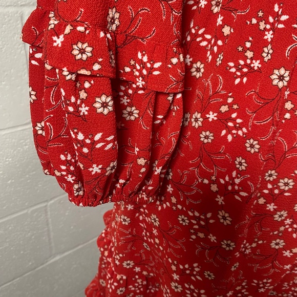 Max Studio Red Balloon Sleeve Tiered Floral Print dress - Picture 6 of 10